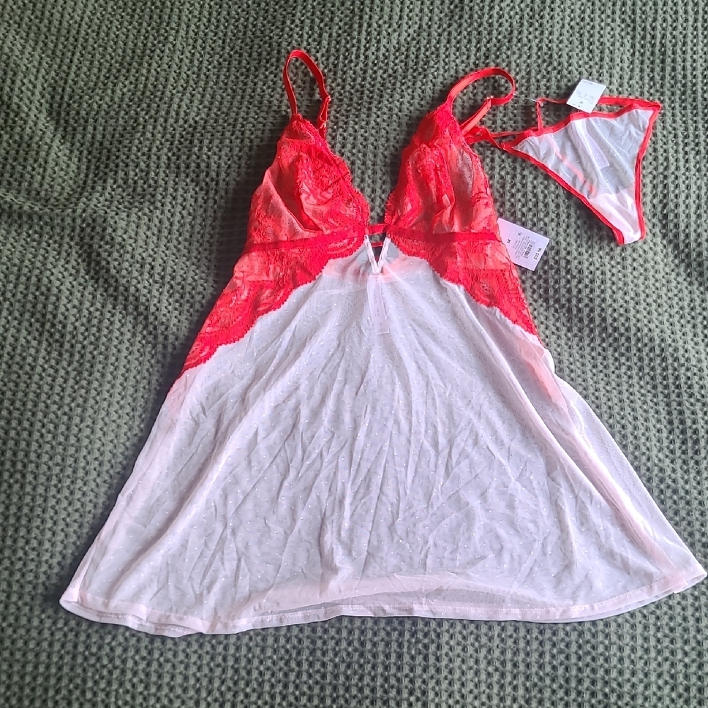 Red and White Lace Chemise Set